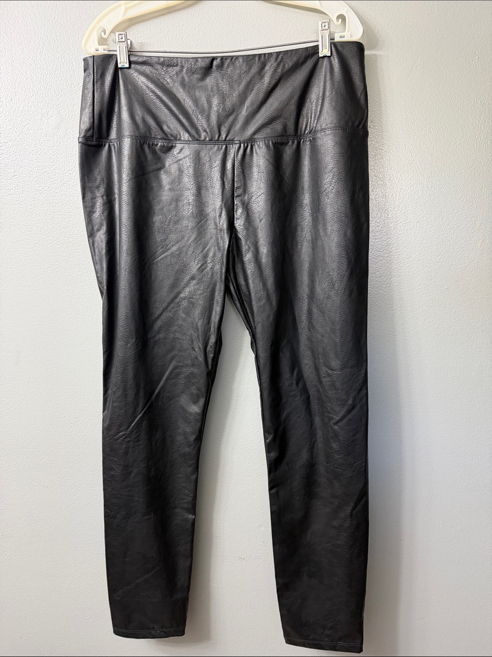 Lysse Plus Size Faux Leather Leggings - Black 1x NWT